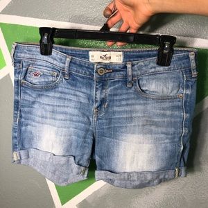 DIY Hollister Shorts!